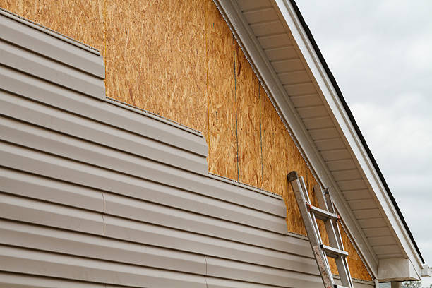 24/7 Emergency Siding Replacement experts in London, OH